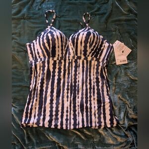 Athleta NWT Tankini Top